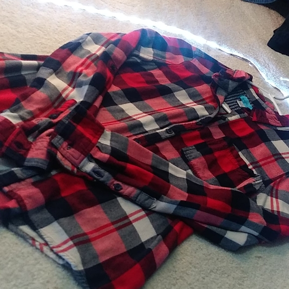 Red Flannel - Picture 4 of 16